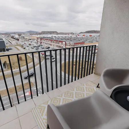 Dreamhome - Langa Coresi Mall -self Check-in -parcare Gratuita -ac Брашов