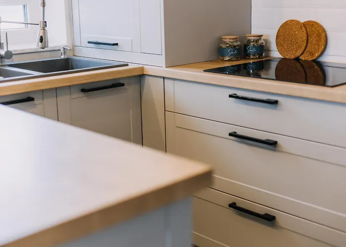 Dreamhome - Langa Coresi Mall -self Check-in -parcare Gratuita -ac Apartment *