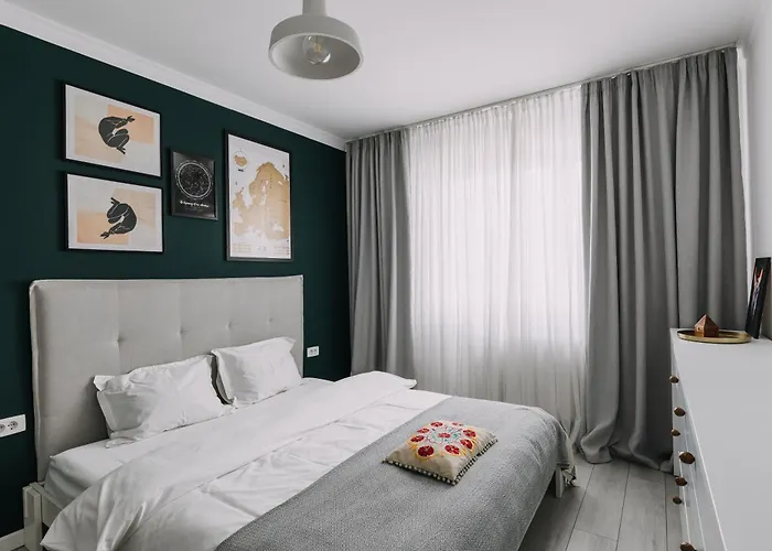 Dreamhome - Langa Coresi Mall -self Check-in -parcare Gratuita -ac Apartment *