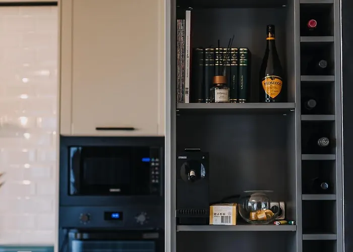 Dreamhome - Langa Coresi Mall -self Check-in -parcare Gratuita -ac Apartment Brașov